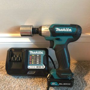 ⚡⚡Makita 12V Impact Wrench Package (Tool, Battery and Charger Included!)⚡⚡